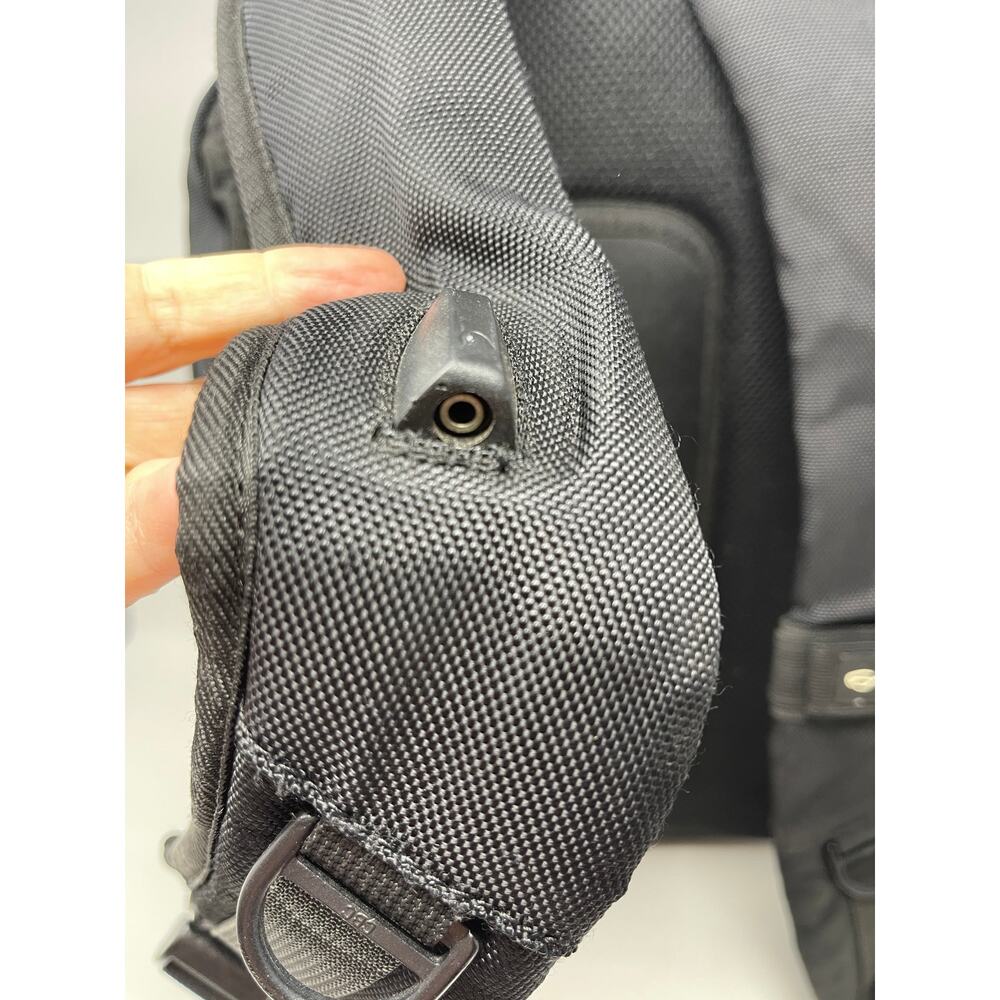 Targus 15" Revolution Checkpoint-Friendly Audio Notebook Backpack - Picture 6 of 12